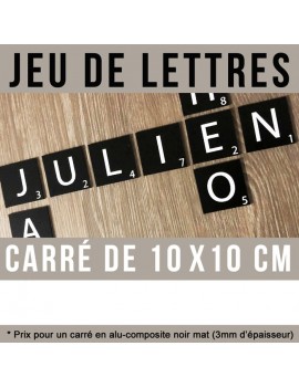 Jeu de lettres en carré de 10 x 10 cm en alu noir et lettre blanche