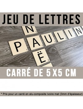 Jeu de lettres en carré de 5 x 5 cm