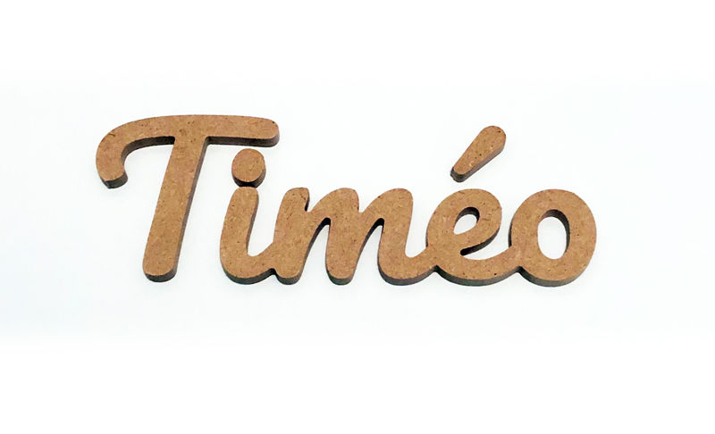 Lettre prénom en bois médium pour Timéo